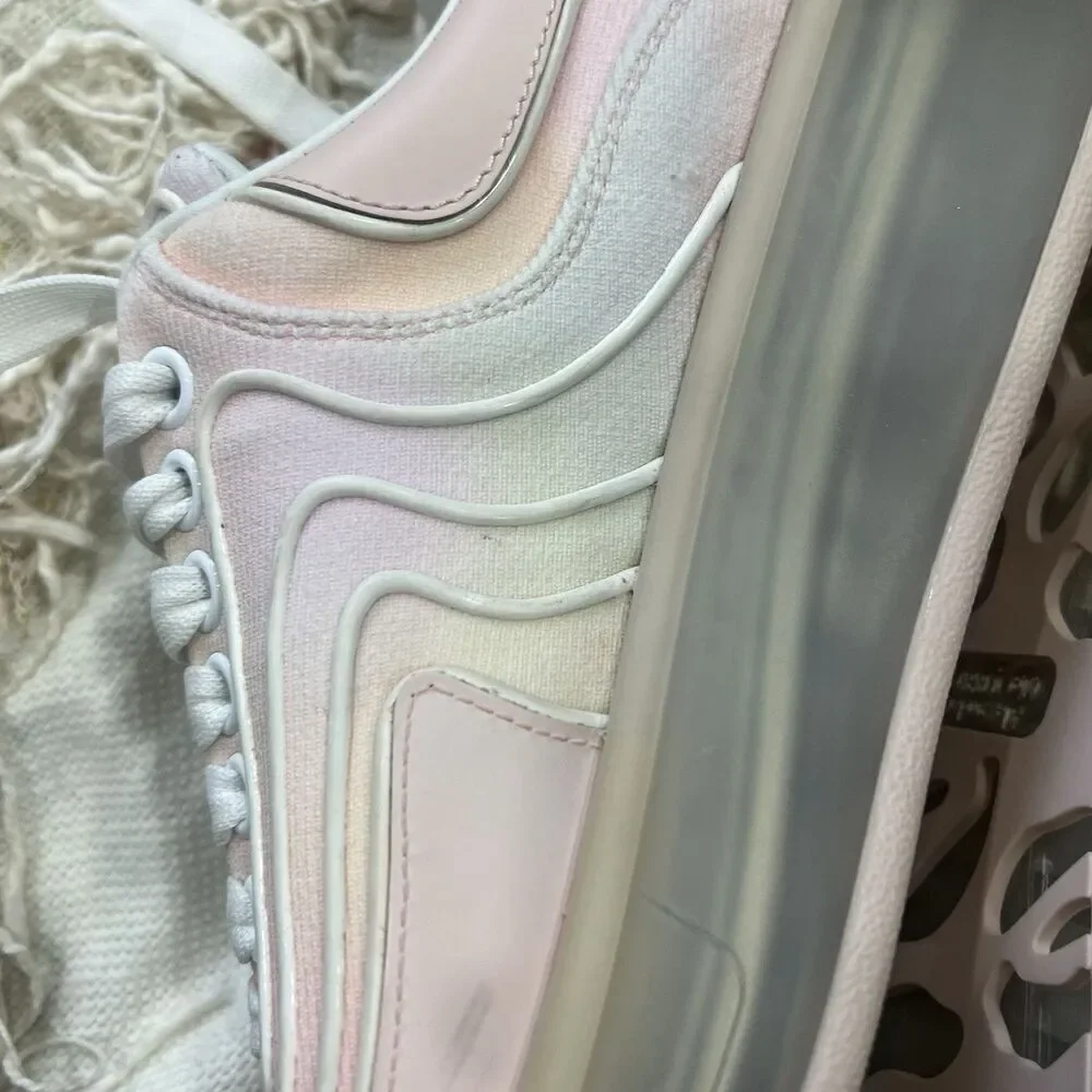 Alexander McQueen Oversized Women’s Sneakers Waves Knit Pink Ombré 38 NEW